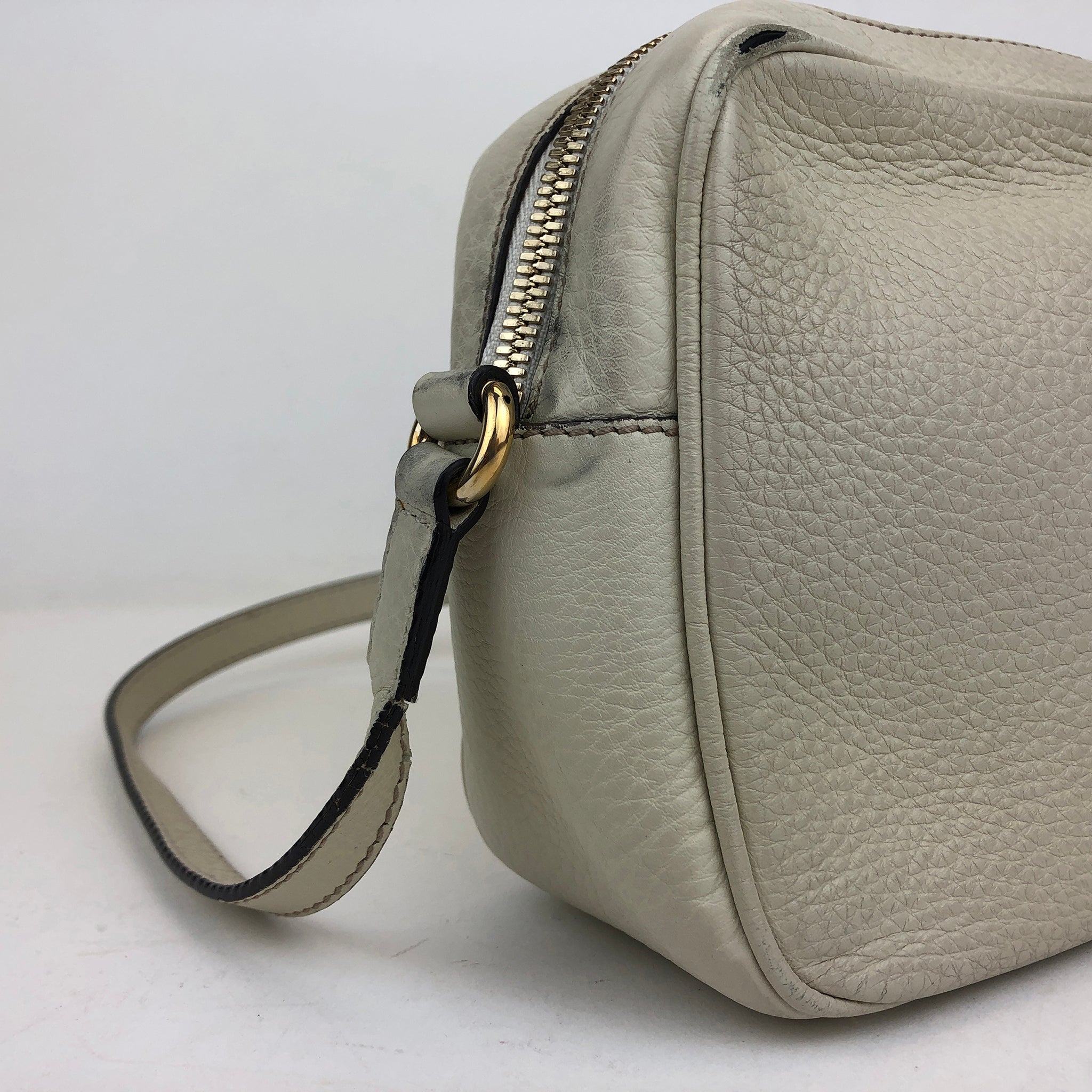 Soho Leather Crossbody White (Pre-Owned)