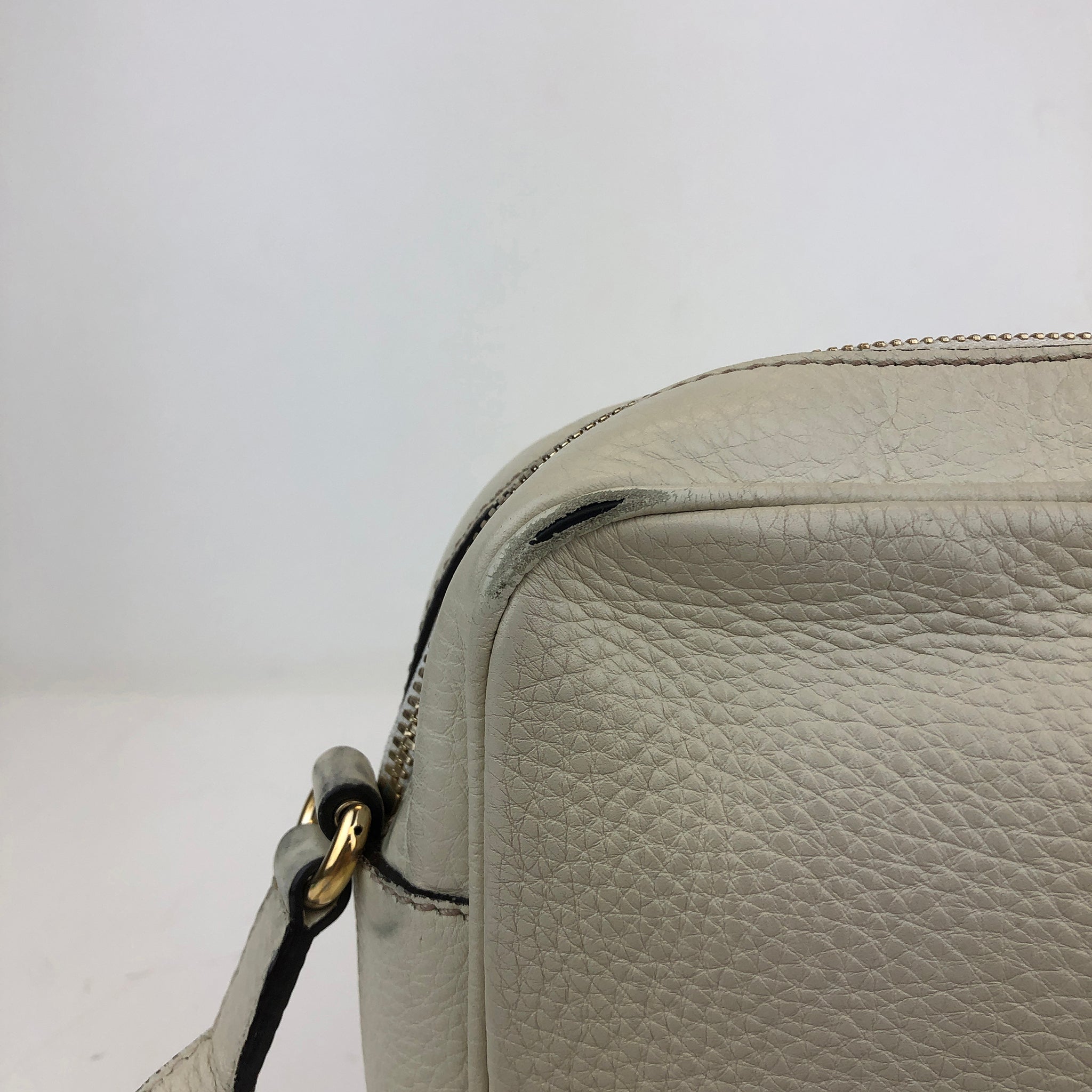 Soho Leather Crossbody White (Pre-Owned)
