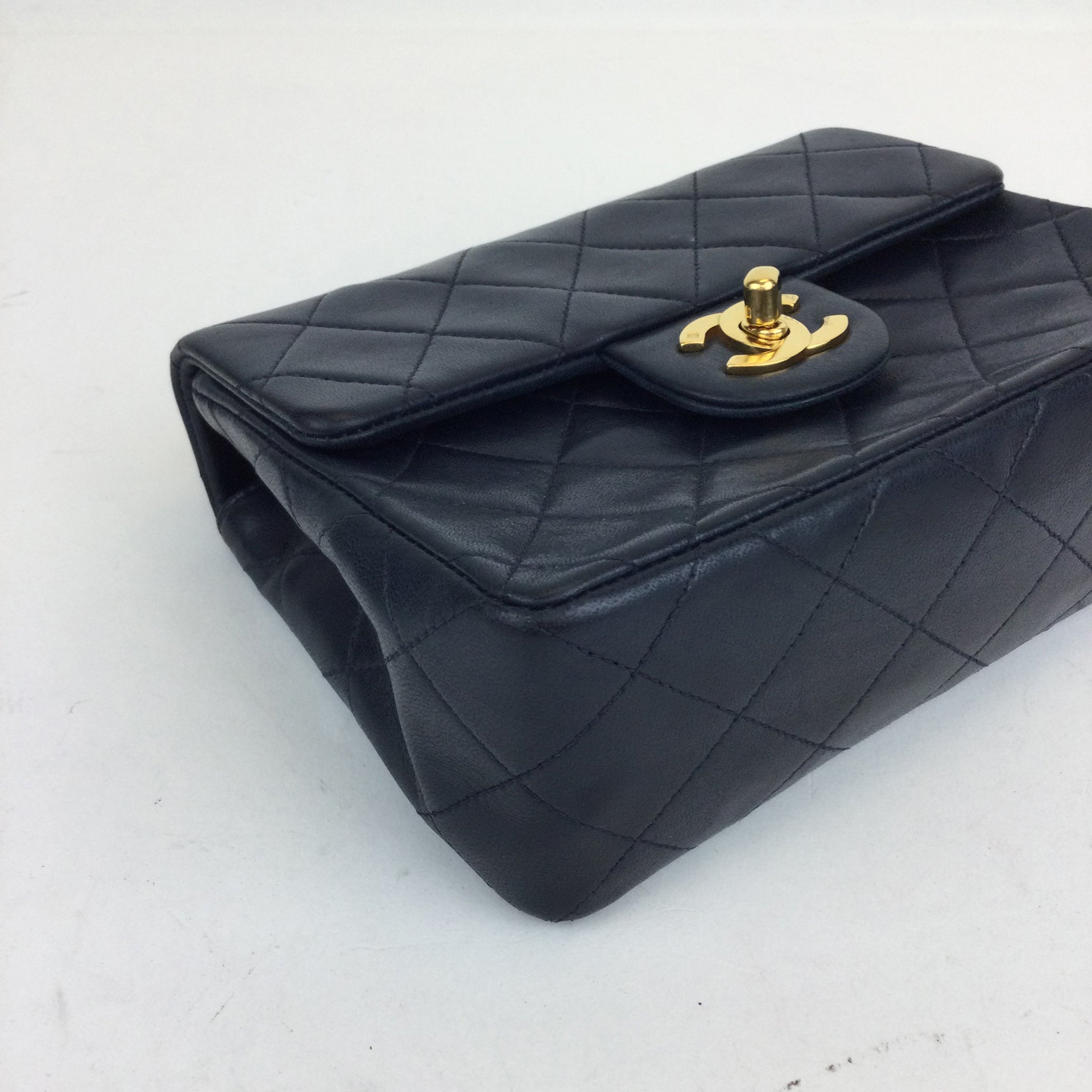 Mini Matrasse Single Flap Navy Lambskin Handbag (Pre-Owned)