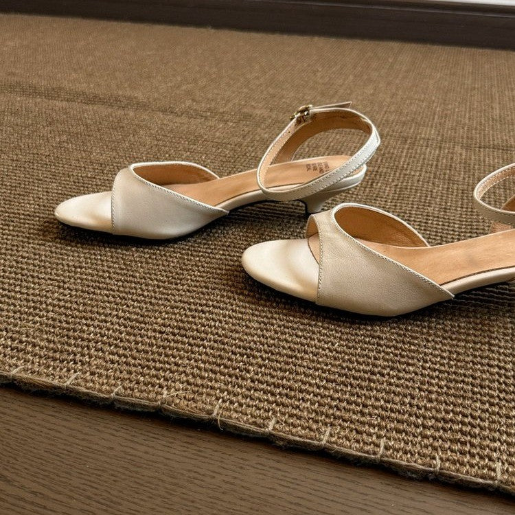 Gentle Retro Sandals with Comfortable Kitten Heel